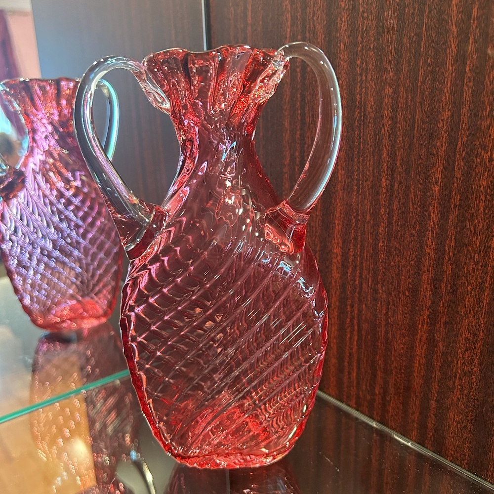 Chalet and Eaton's - Chalet Art Glass Pink Decorative Vase